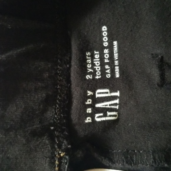 ❣5 for $25 Sale❣ Bundle of 3 Pairs of Toddler Pants - Picture 3 of 9